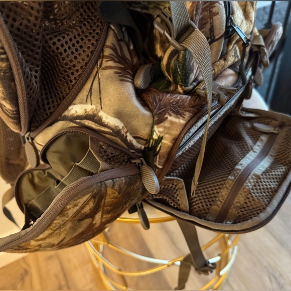 Badlands Hunting Backpack - Picture 7 of 8